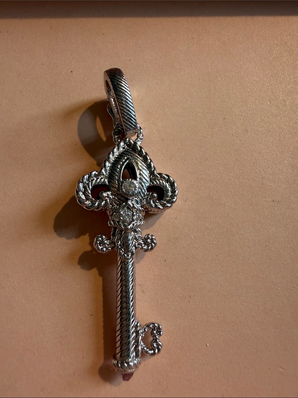 Silver Fleur-de-Lis Key Pendant